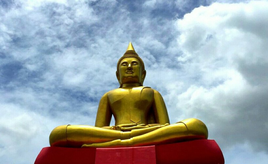 Luang Pho Sothon at Wat Bot, Pathum Thani