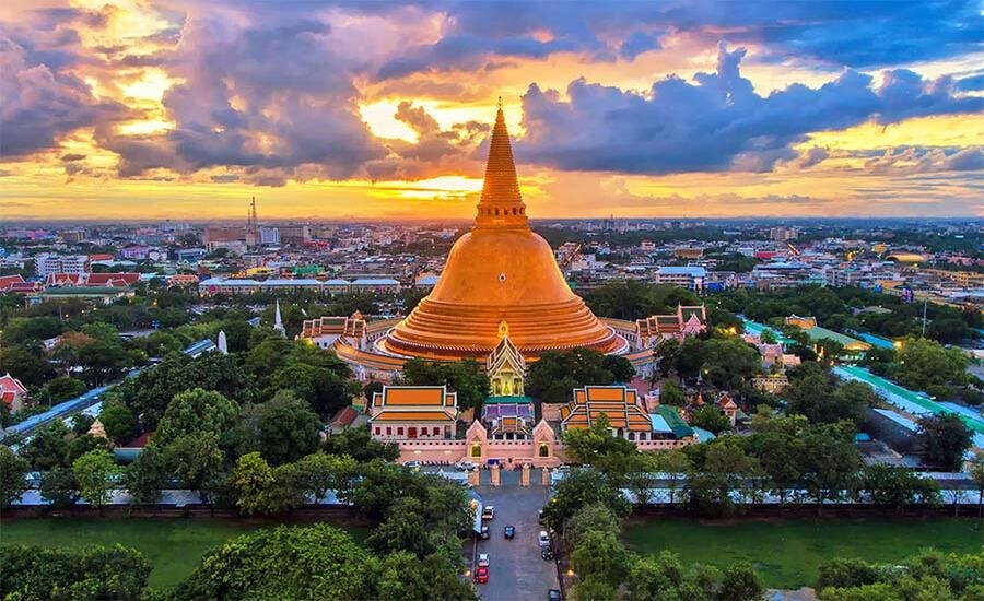 Nakhon Pathom is where Buddhist heritage and local life still move together