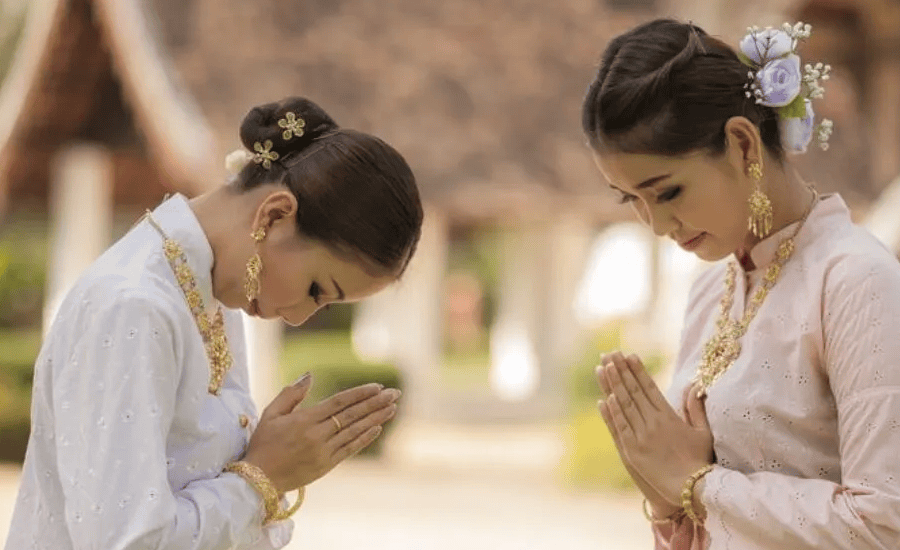 Greeting is an important communication manner in Thailand