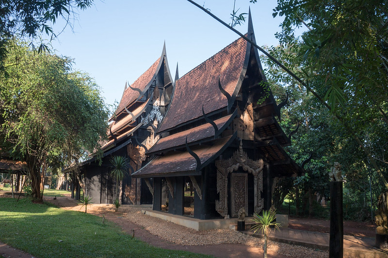 baan-dam-museum-2