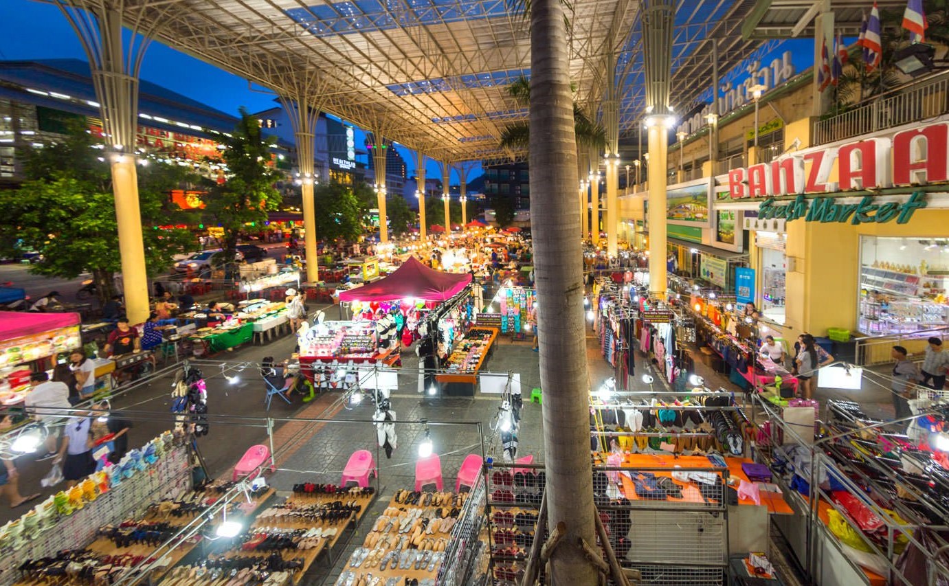 banzaan-food-court-patong
