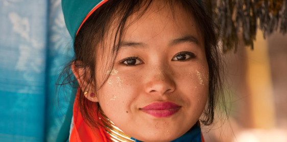 Day 8: Chiang Rai – Long neck village – Doi Mae Salong - Golden Triangle (B)