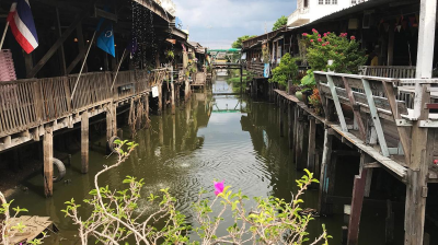 Khlong Rahaeng Old Market
