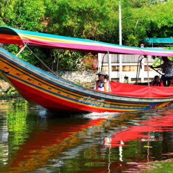 Grand Palace & Chao Phraya Cruise half day