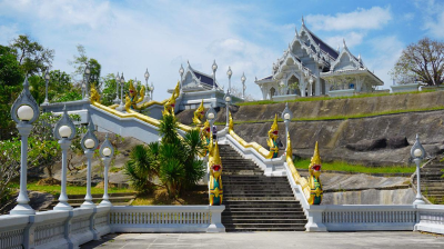 Wat Kaew Korawaram