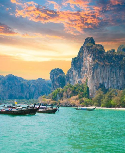 Top 8 reasons to travel to Thailand