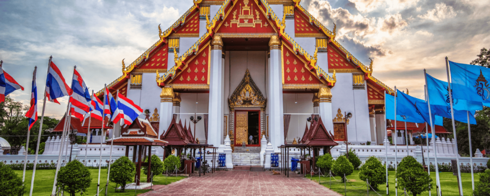 Wihan Phra Mongkhon Bophit