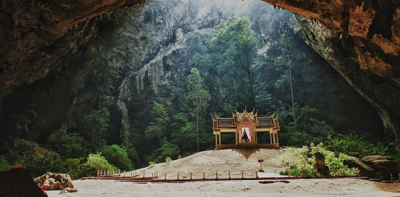 Day 6: Hua Hin – Sam Roi Yod National Park – Khao Takiab - Hua Hin (B)