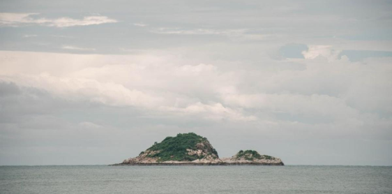 Day 9: Hua Hin – Bangkok – Departure (B)  *no guide*
