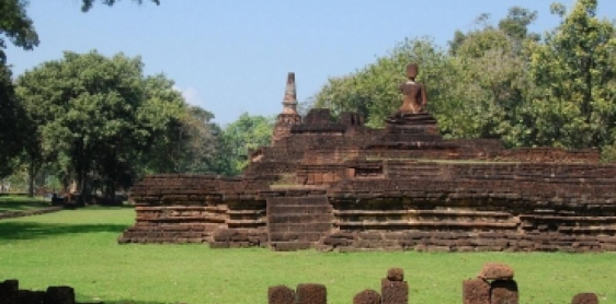 Day 8: Sukhothai – Kamphaeng Phet (B, L, D)
