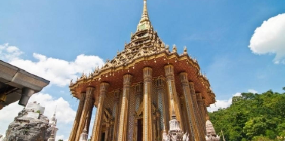 Day 4: Ayutthaya – Lop Buri – Uthai Thani (B)