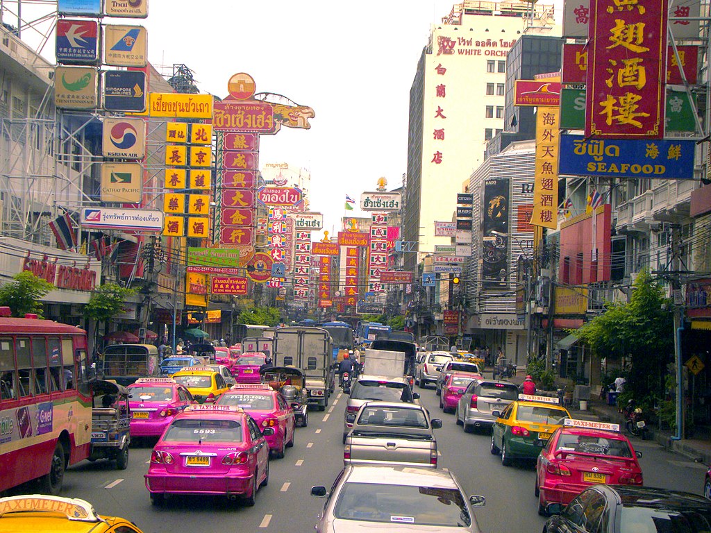 best-places-to-stay-in-bangkok-china-town