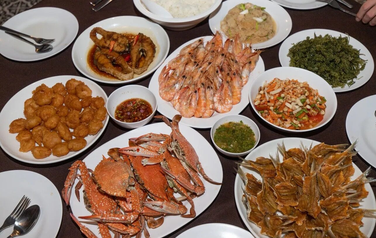 laem sak seafood, seafood restaurant in Krabi
