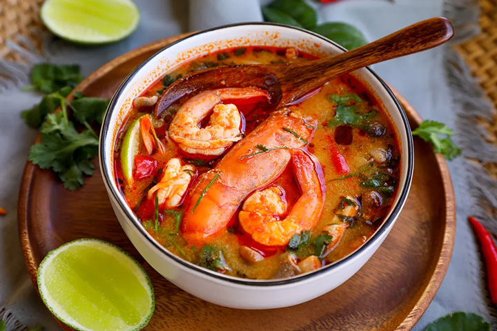 Must-try-food-in-Hua-Hin-Tom-Yum-Goong