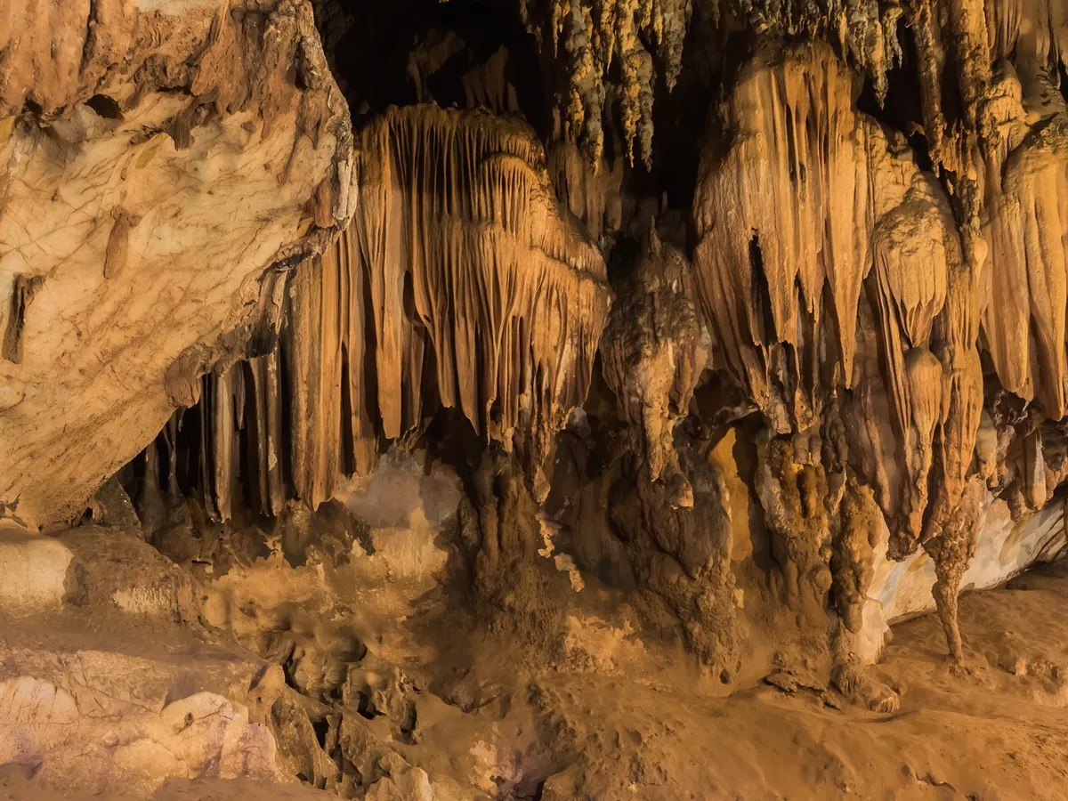best-attractions-in-chiang-mai-chiang-dao-cave