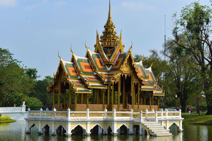 Bang-Pa-in-Palace-Thai-Style-Pavilion