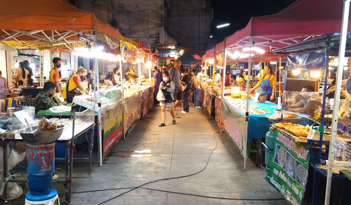 JJ-Night-Market-Kanchanaburi