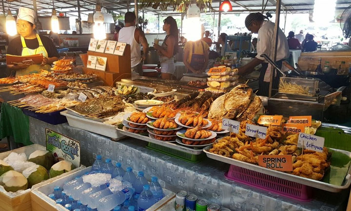 Food-at-Phuket-Weekend-Market