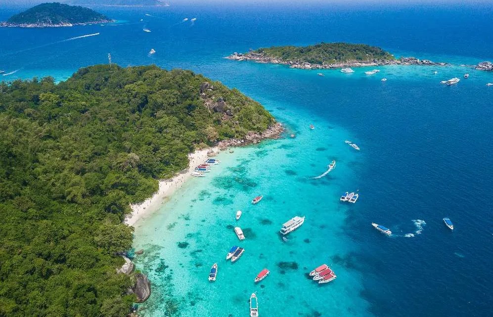 Similan Islands Cruises