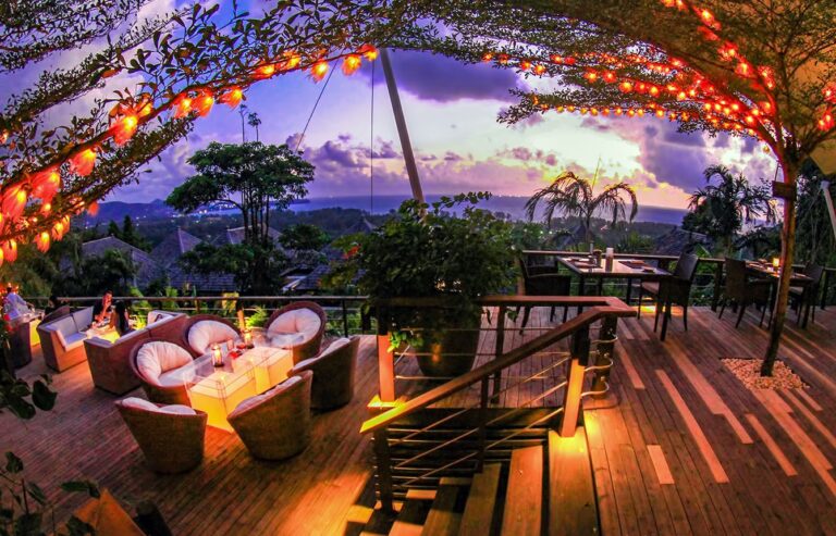 Top 10 Best Bars In Phuket - Thai Unika Travel