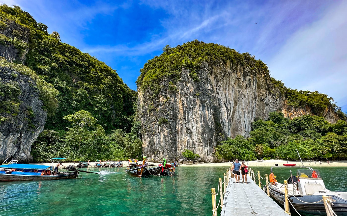 Koh Hong Island Featured